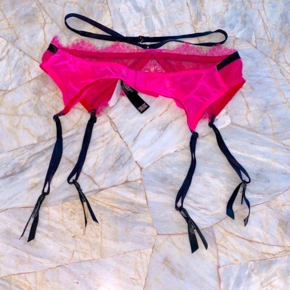 3 piece set VS Bombshell Front-Close 34A & Cut Out Back Panty S & Garter XS/S - Picture 6 of 12